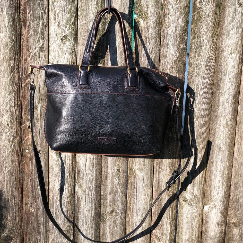 Fossil large black leather/ brown trim tote bag!